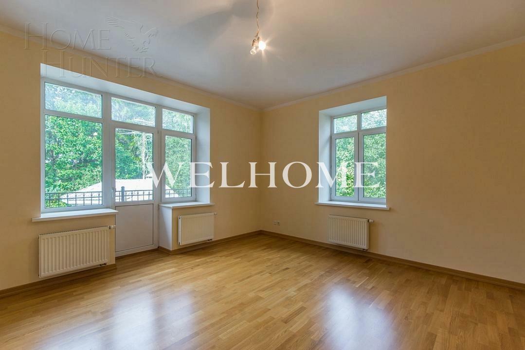 3-этажный коттедж 655 м² с отделкой