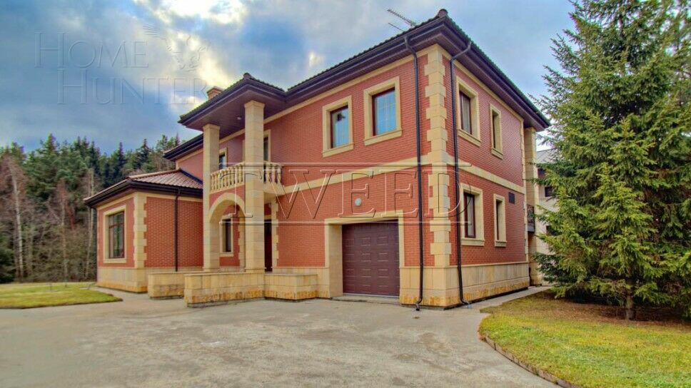 2-этажный коттедж 1 050 м² без отделки