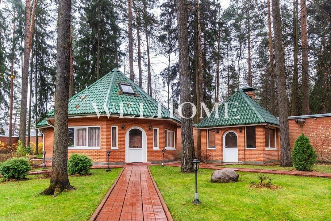 3-этажный коттедж 500 м² с отделкой