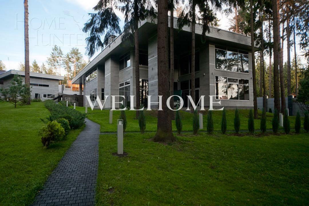 2-этажный коттедж 1 230 м² с отделкой