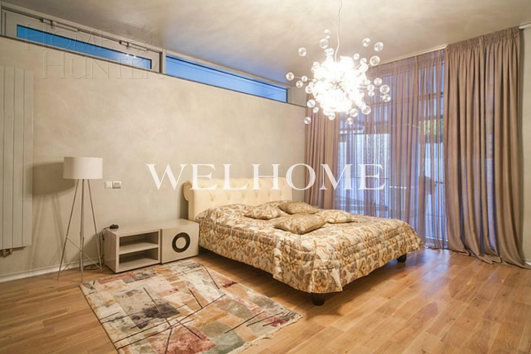 2-этажный коттедж 1 230 м² с отделкой