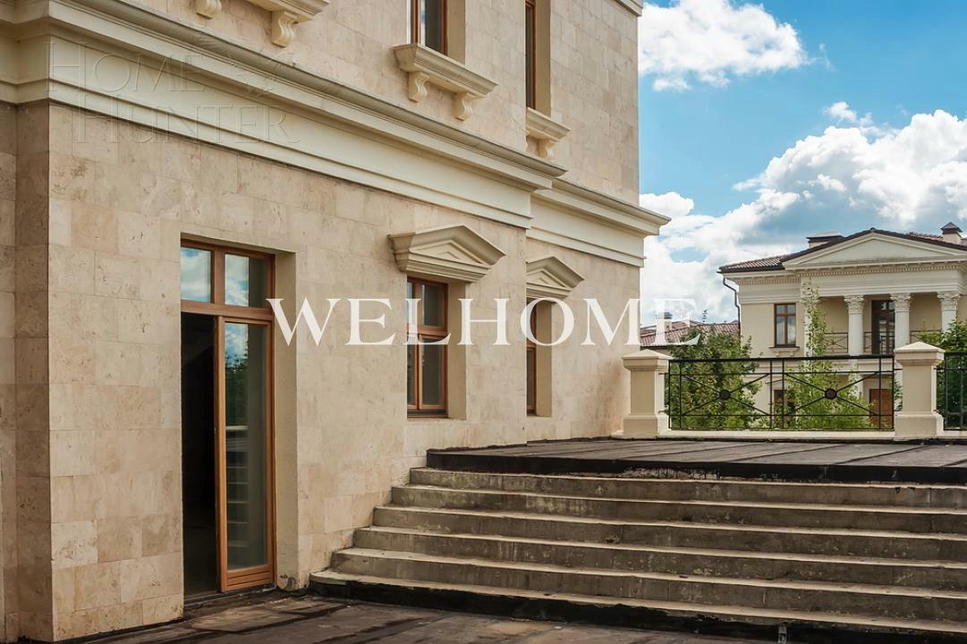 2-этажный коттедж 680 м² без отделки