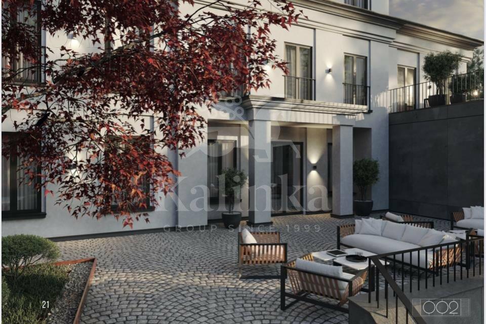 3-этажный коттедж 1 200 м² без отделки