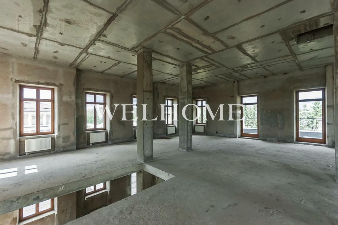 2-этажный коттедж 680 м² без отделки