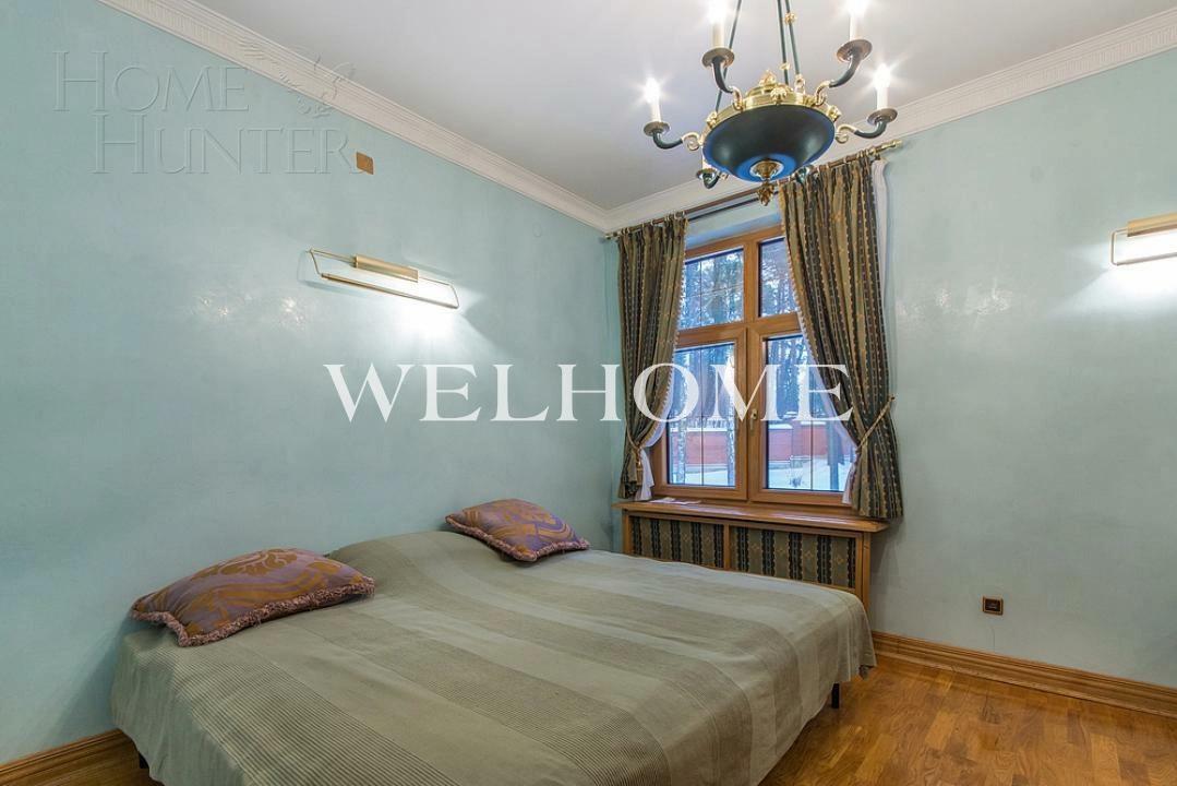 3-этажный коттедж 1 600 м² с отделкой