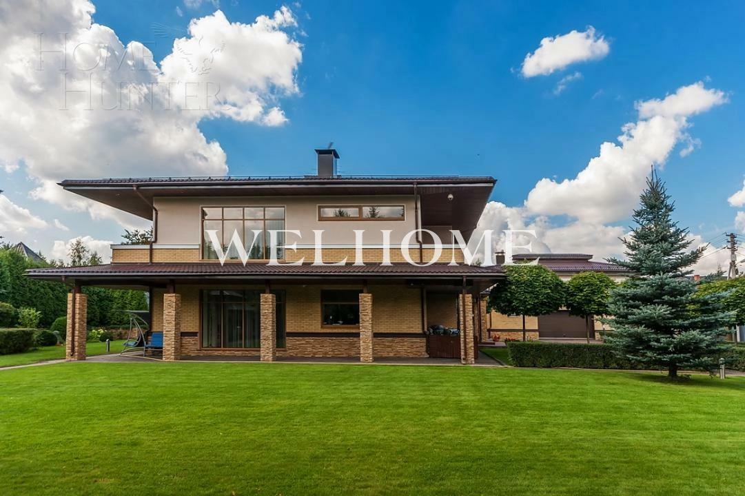 2-этажный коттедж 1 320 м² с отделкой