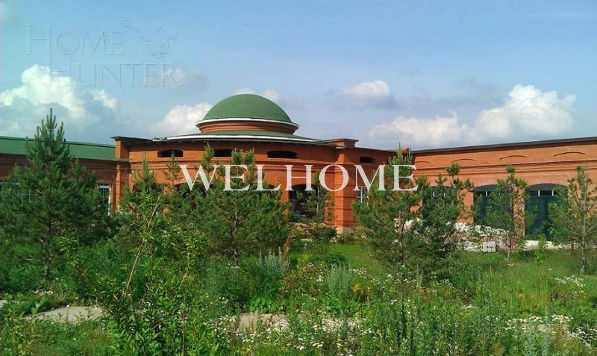 3-этажный коттедж 2 700 м² без отделки