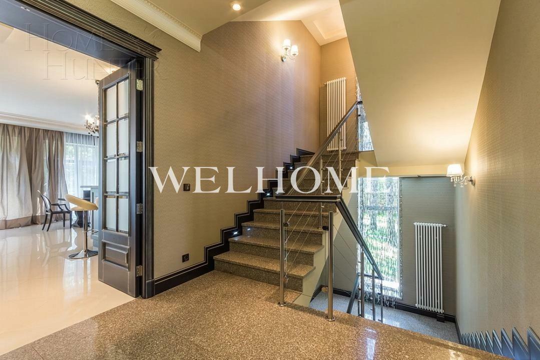 2-этажный коттедж 640 м² с отделкой