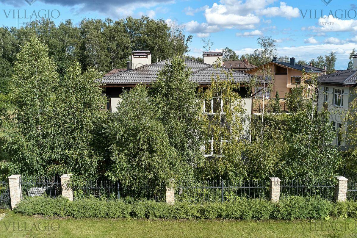 2-этажный коттедж 270 м² без отделки