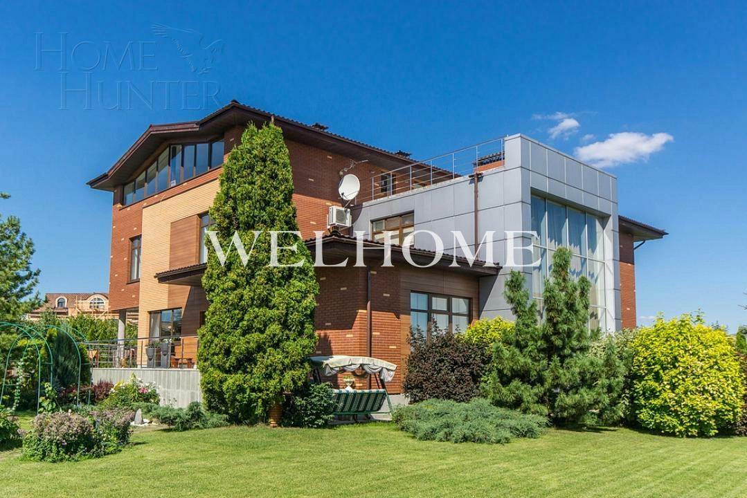 3-этажный коттедж 980 м² с отделкой