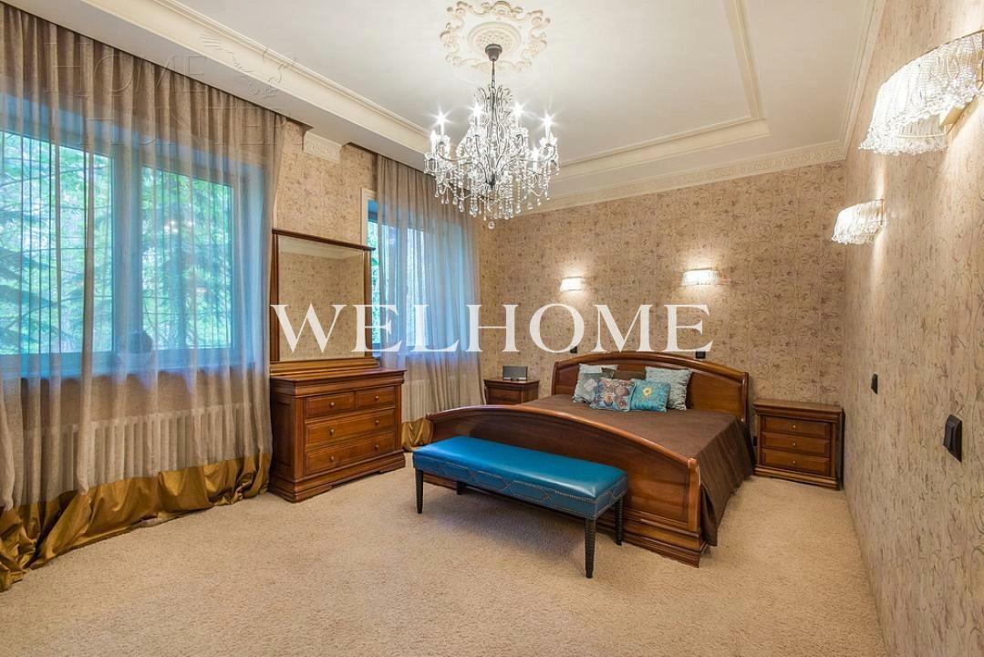 2-этажный коттедж 1 400 м² с отделкой