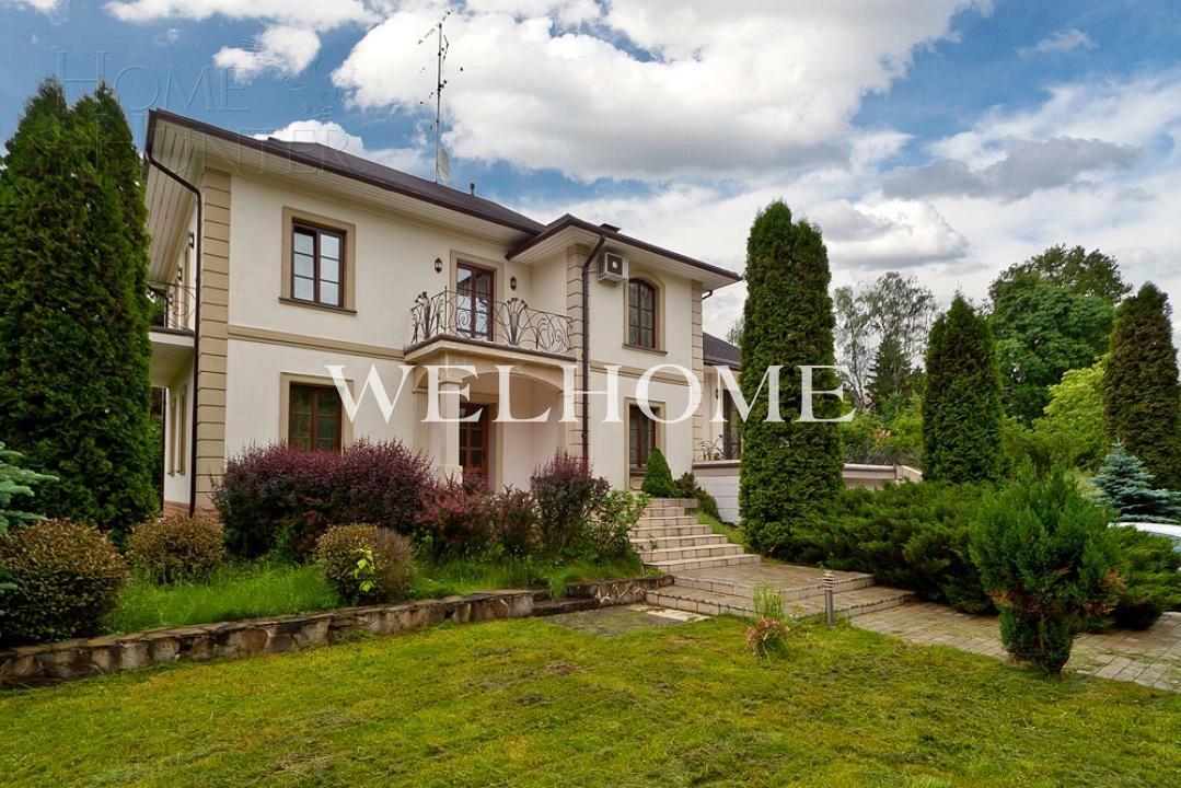 2-этажный коттедж 650 м² с отделкой