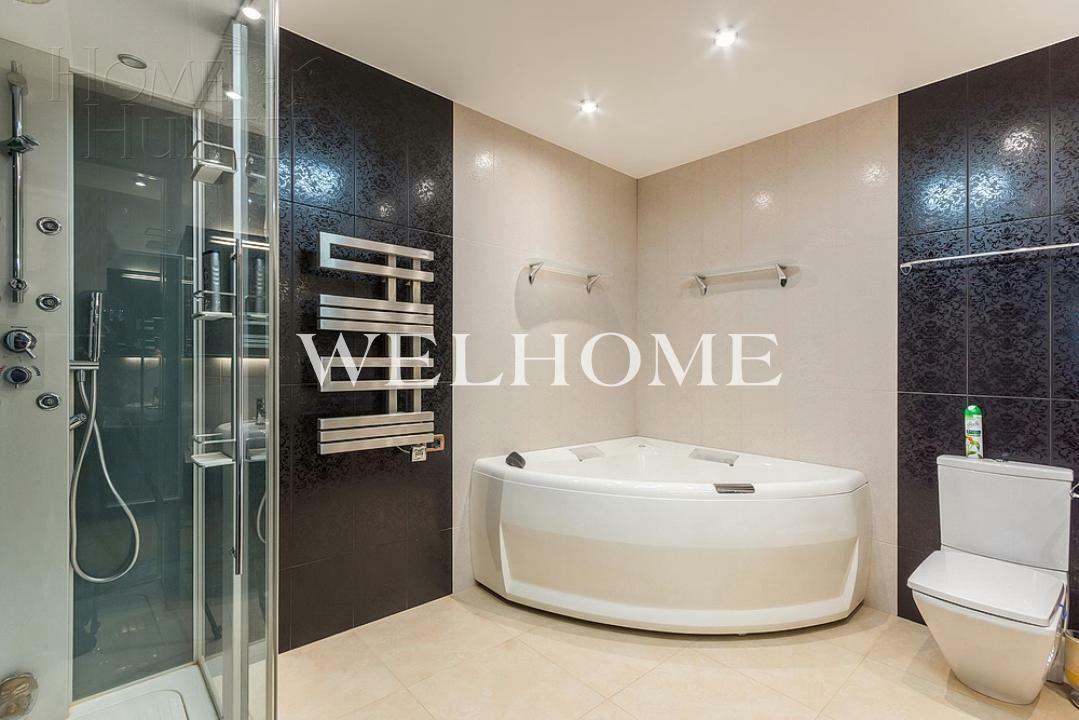 3-этажный таунхаус 350 м² с отделкой