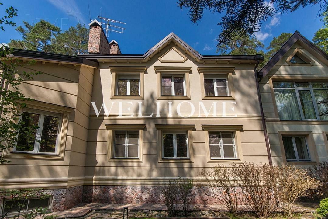 2-этажный коттедж 1 400 м² с отделкой