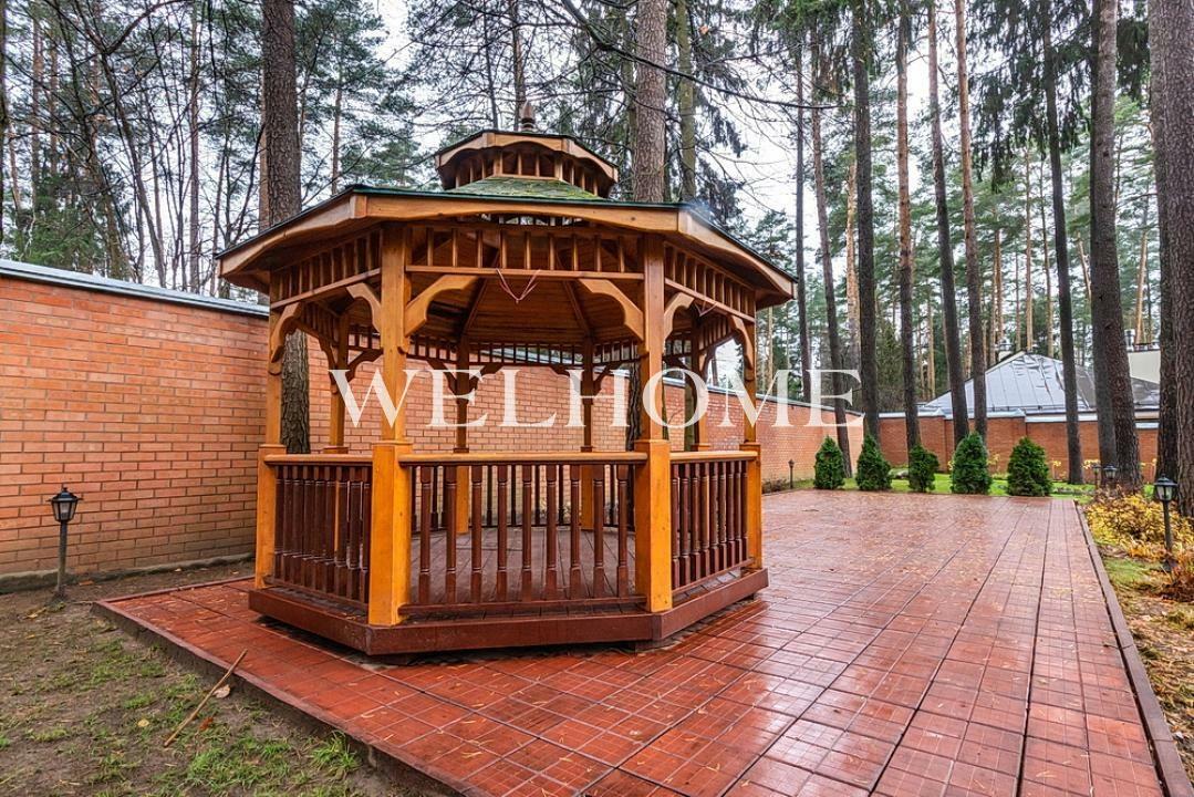 3-этажный коттедж 500 м² с отделкой