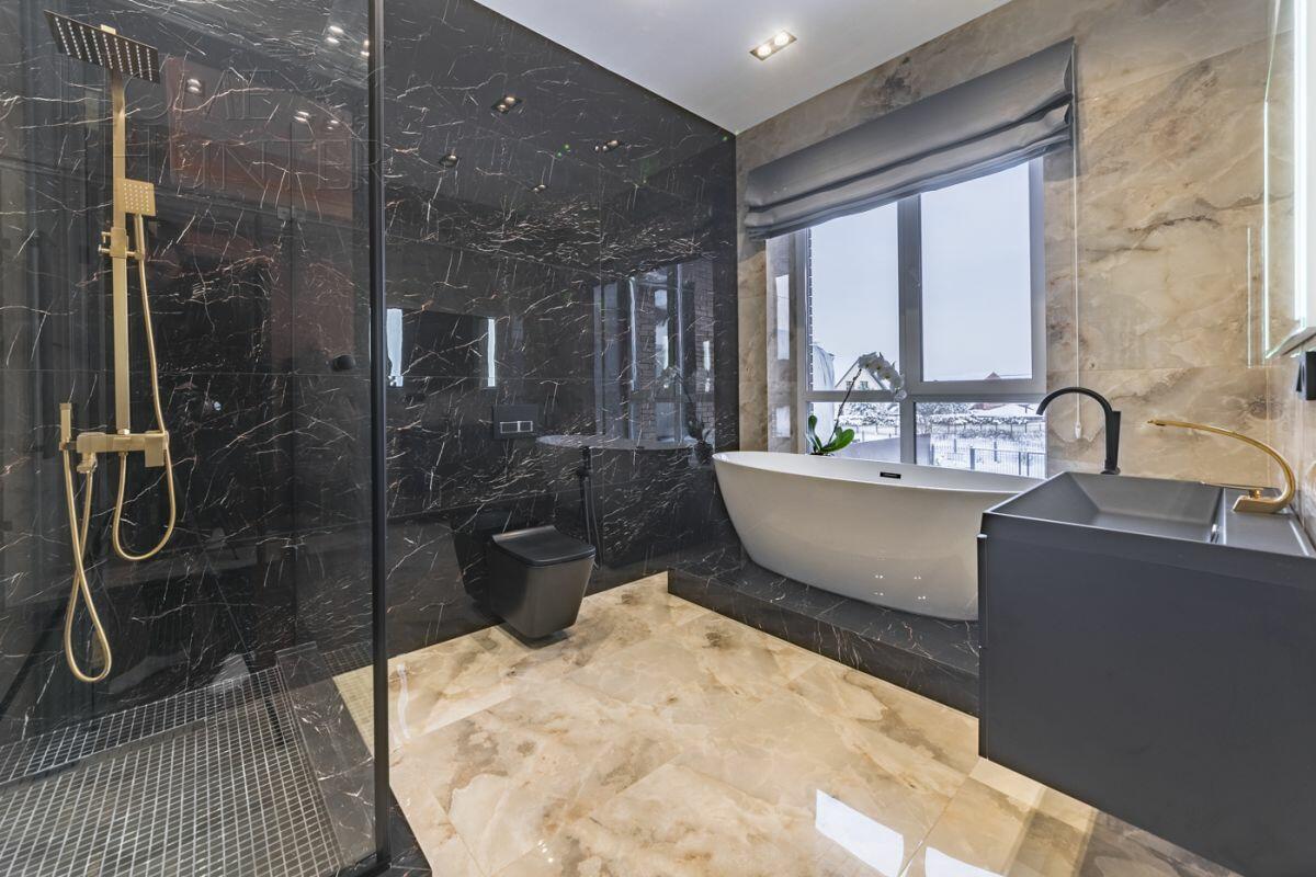 2-этажный коттедж 286 м² с отделкой