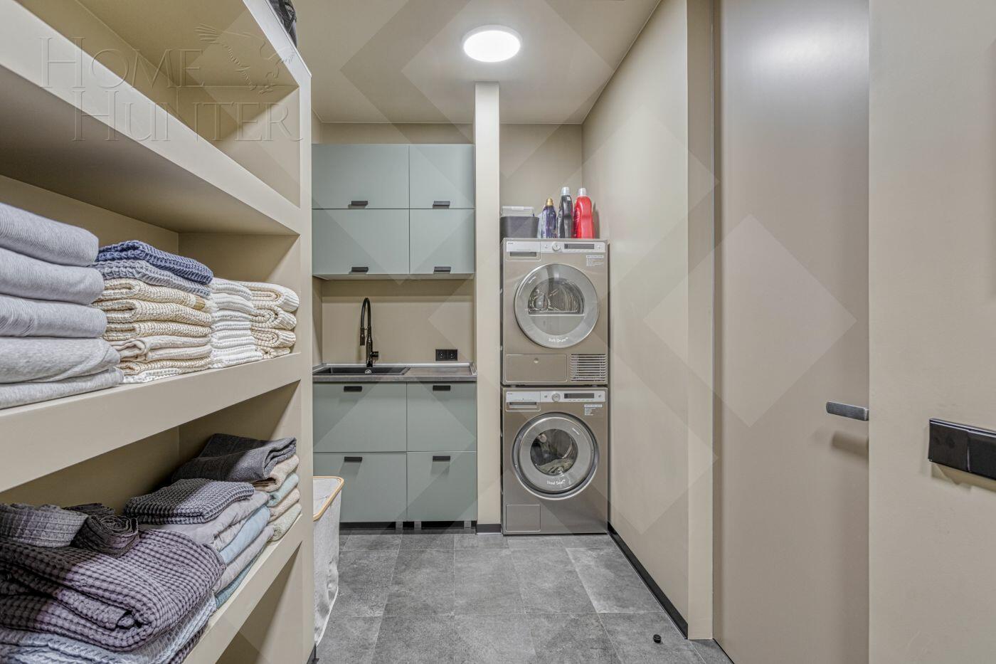 4-КОМН. КВАРТИРА С ОТДЕЛКОЙ 237 М² НА 5 ЭТАЖЕ