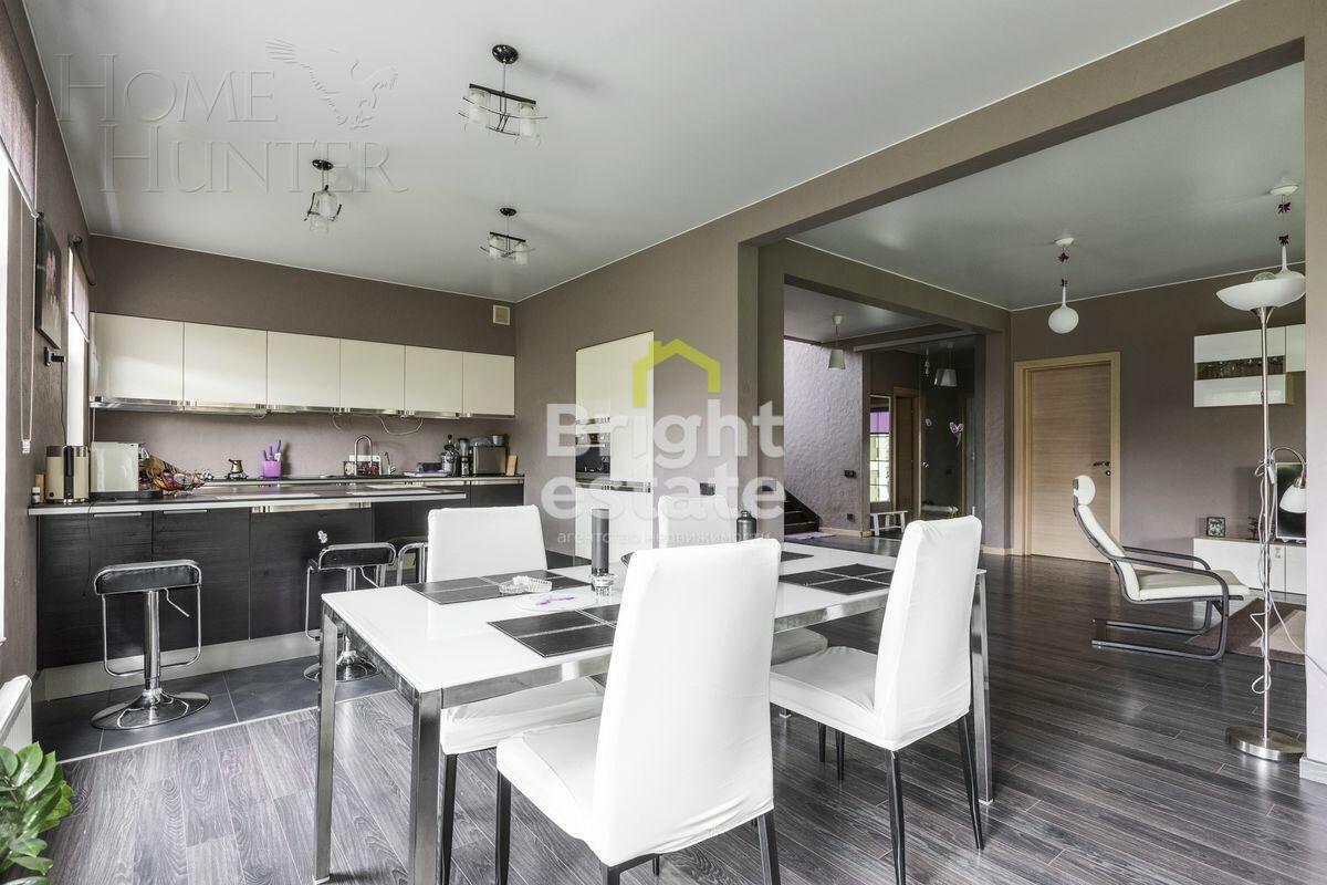 2-этажный коттедж 270 м² с отделкой