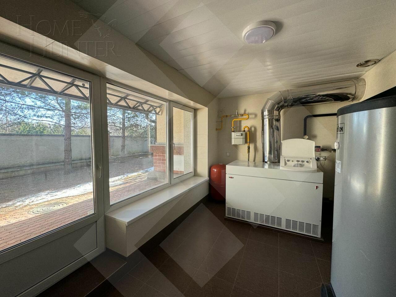 3-этажный таунхаус 360 м² с отделкой