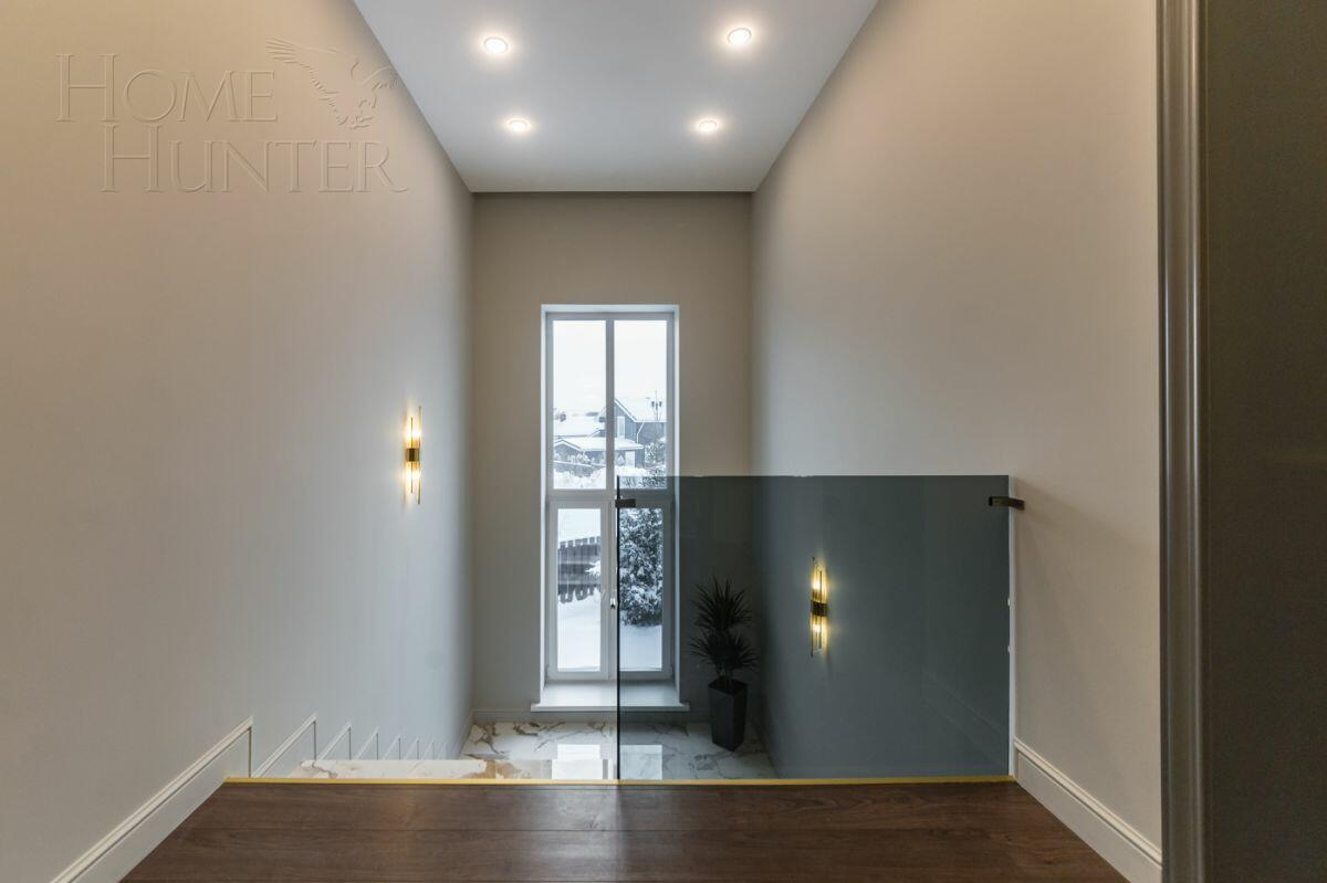 2-этажный коттедж 286 м² с отделкой