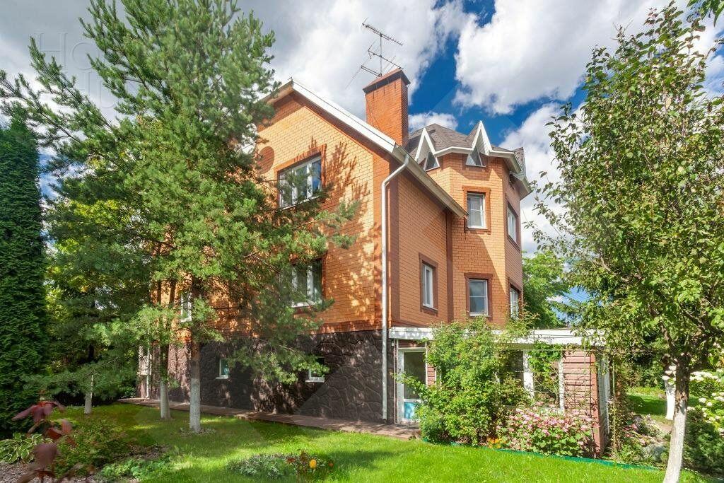 2-этажный коттедж 970 м² с отделкой