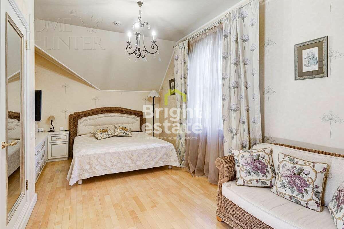 2-этажный коттедж 782.7 м² с отделкой