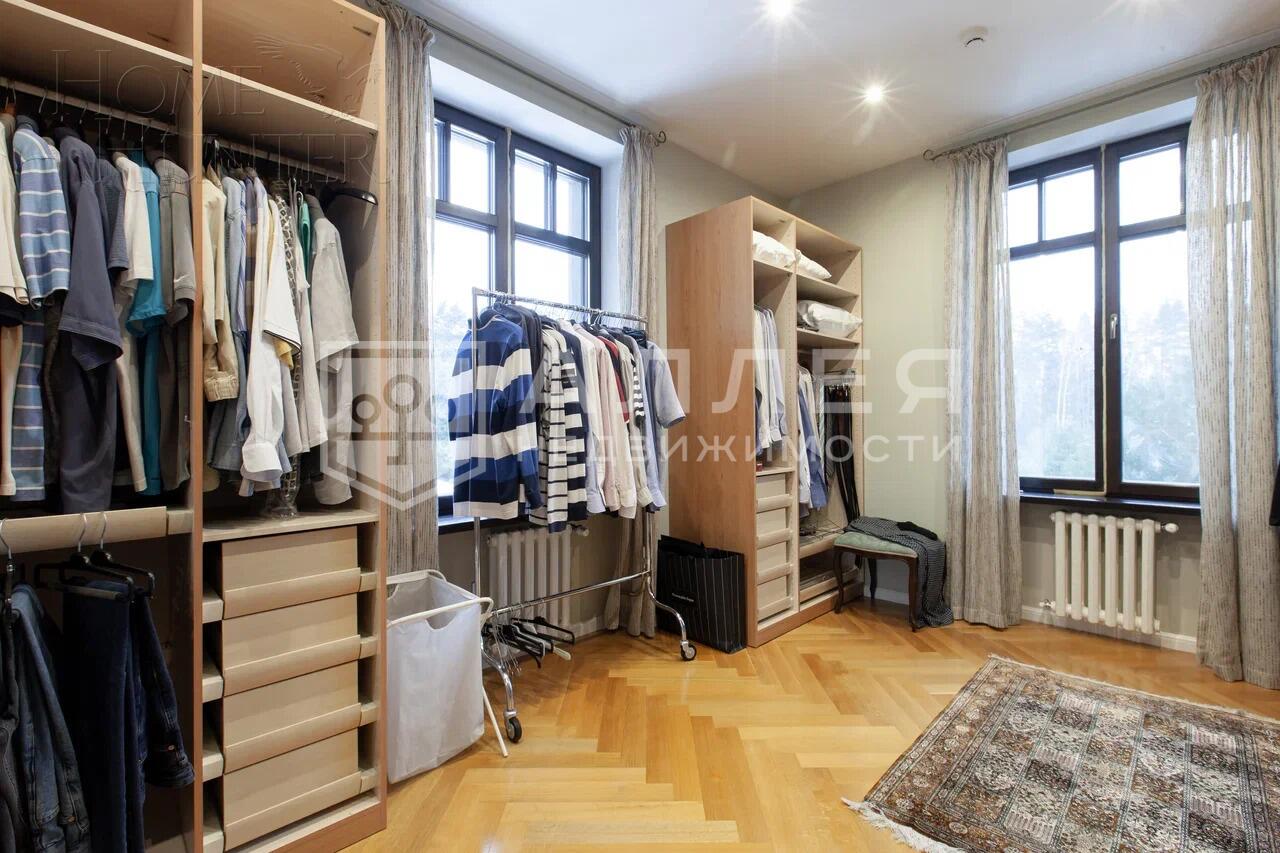 4-этажный коттедж 972.8 м² с отделкой