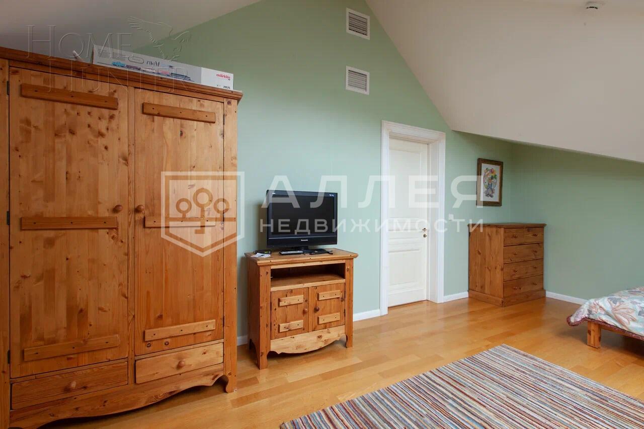 4-этажный коттедж 972.8 м² с отделкой