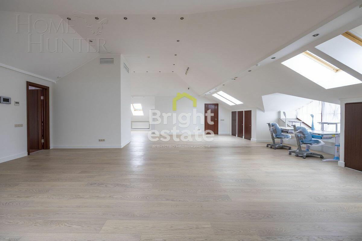 2-этажный коттедж 1 378 м² с отделкой