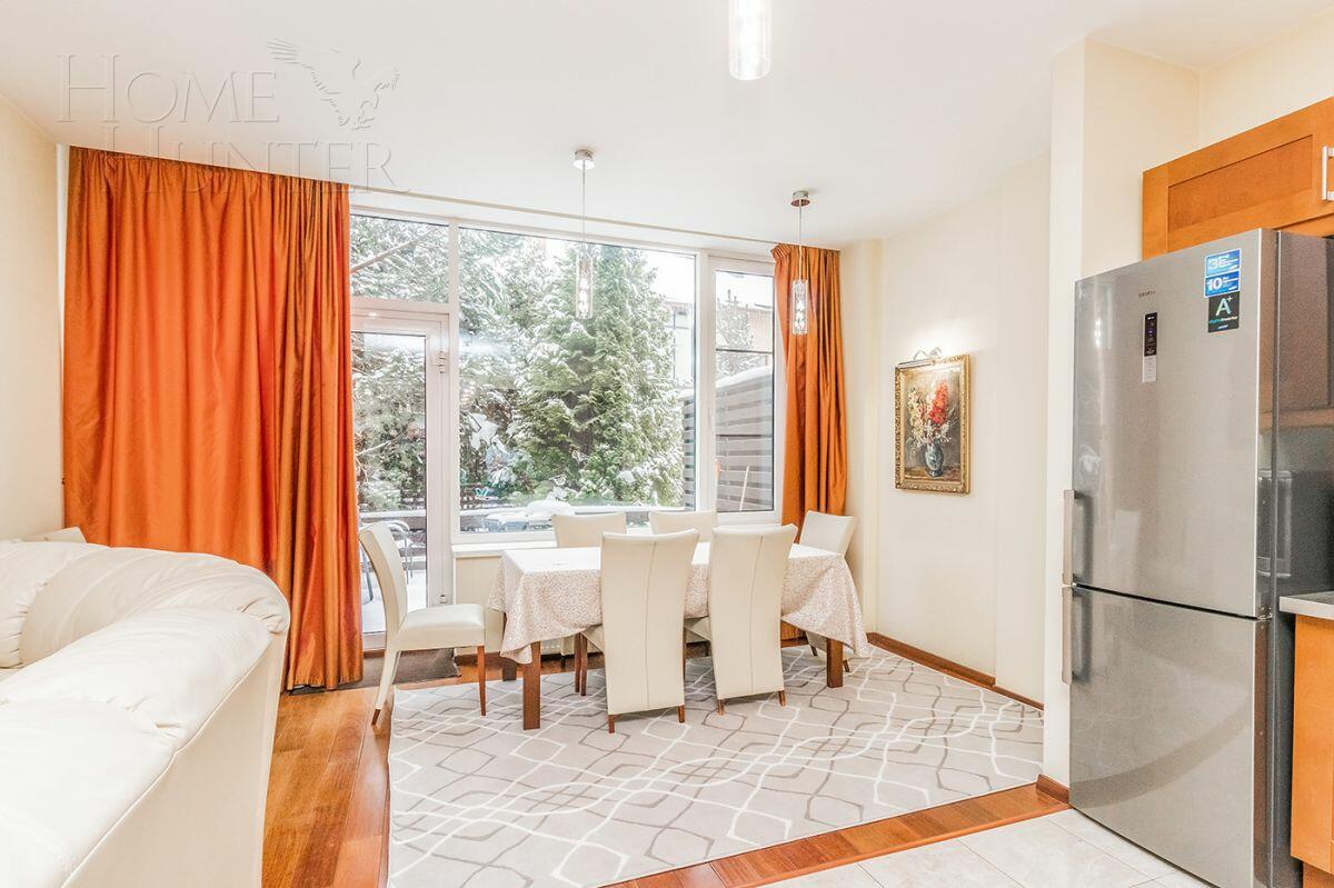 2-этажный таунхаус 280 м² с отделкой