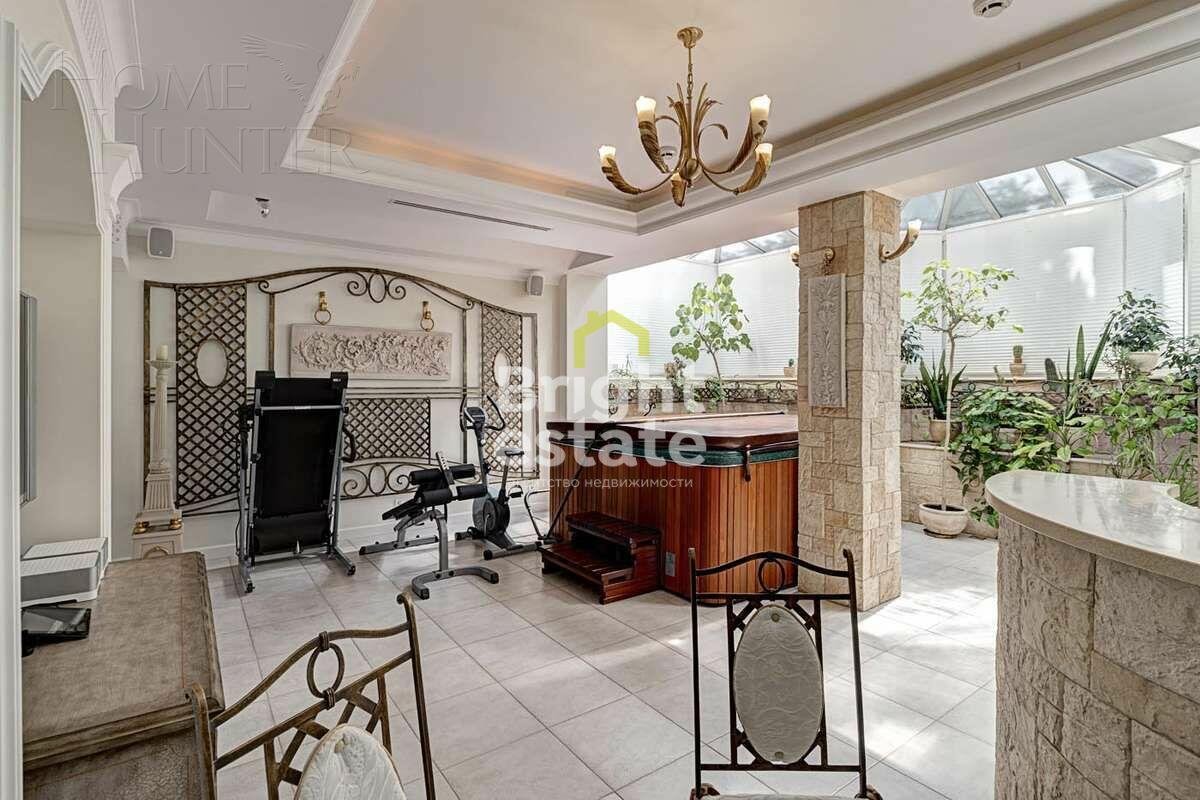 2-этажный коттедж 782.7 м² с отделкой