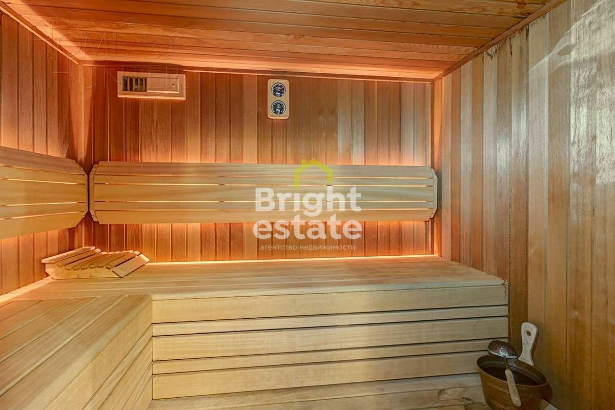 2-этажный коттедж 782.7 м² с отделкой