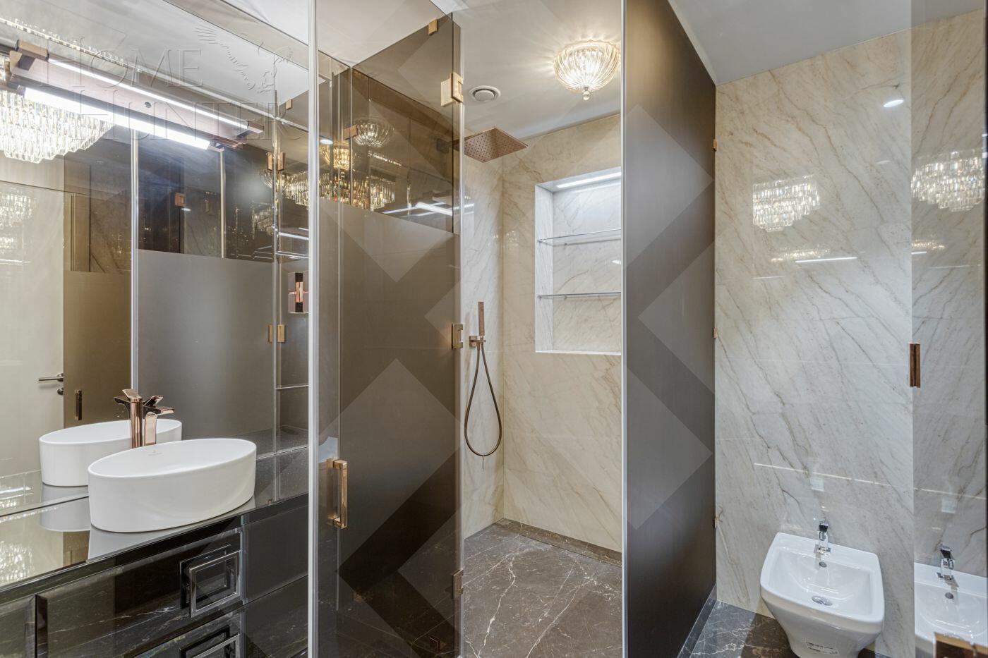 2-КОМН. КВАРТИРА С ОТДЕЛКОЙ 81.9 М² НА 11 ЭТАЖЕ