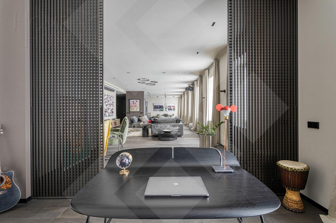 4-КОМН. КВАРТИРА С ОТДЕЛКОЙ 237 М² НА 5 ЭТАЖЕ