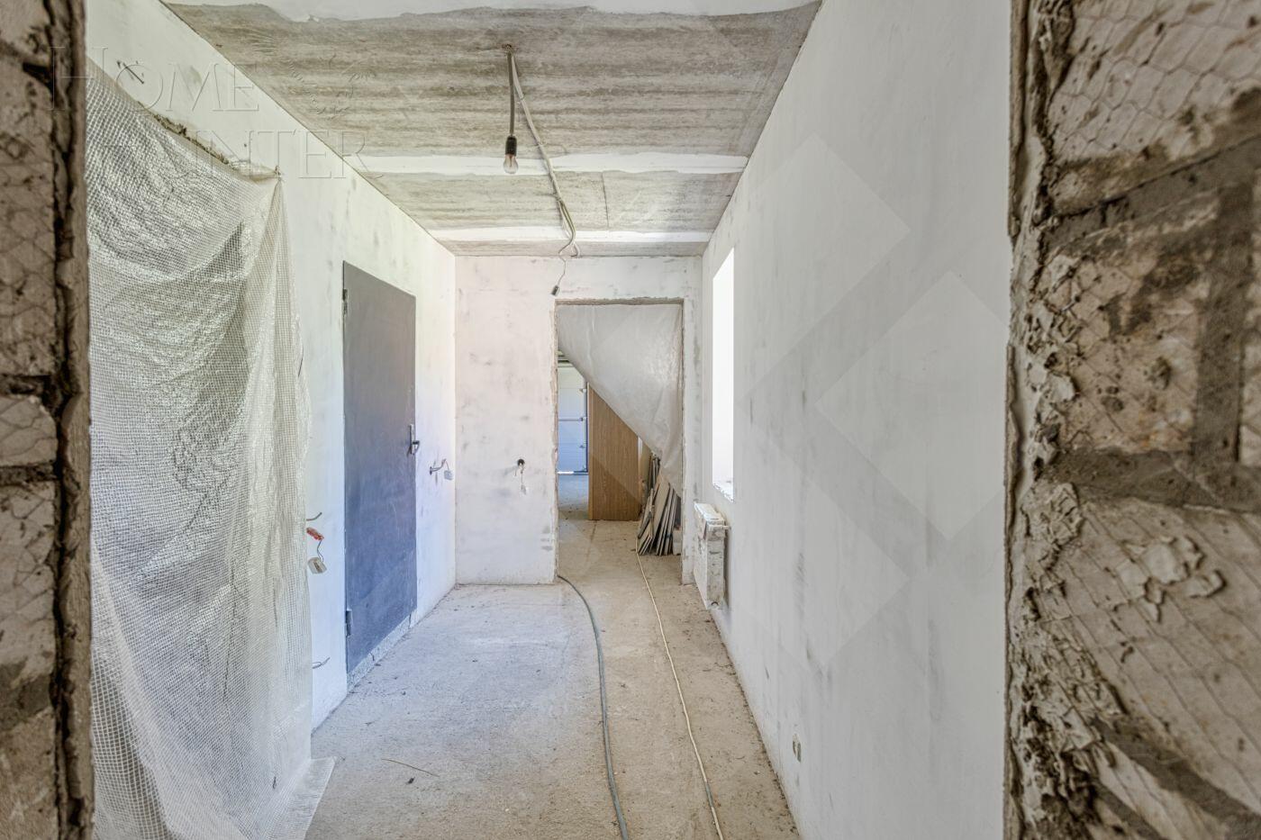 1-этажный коттедж 300 м² без отделки