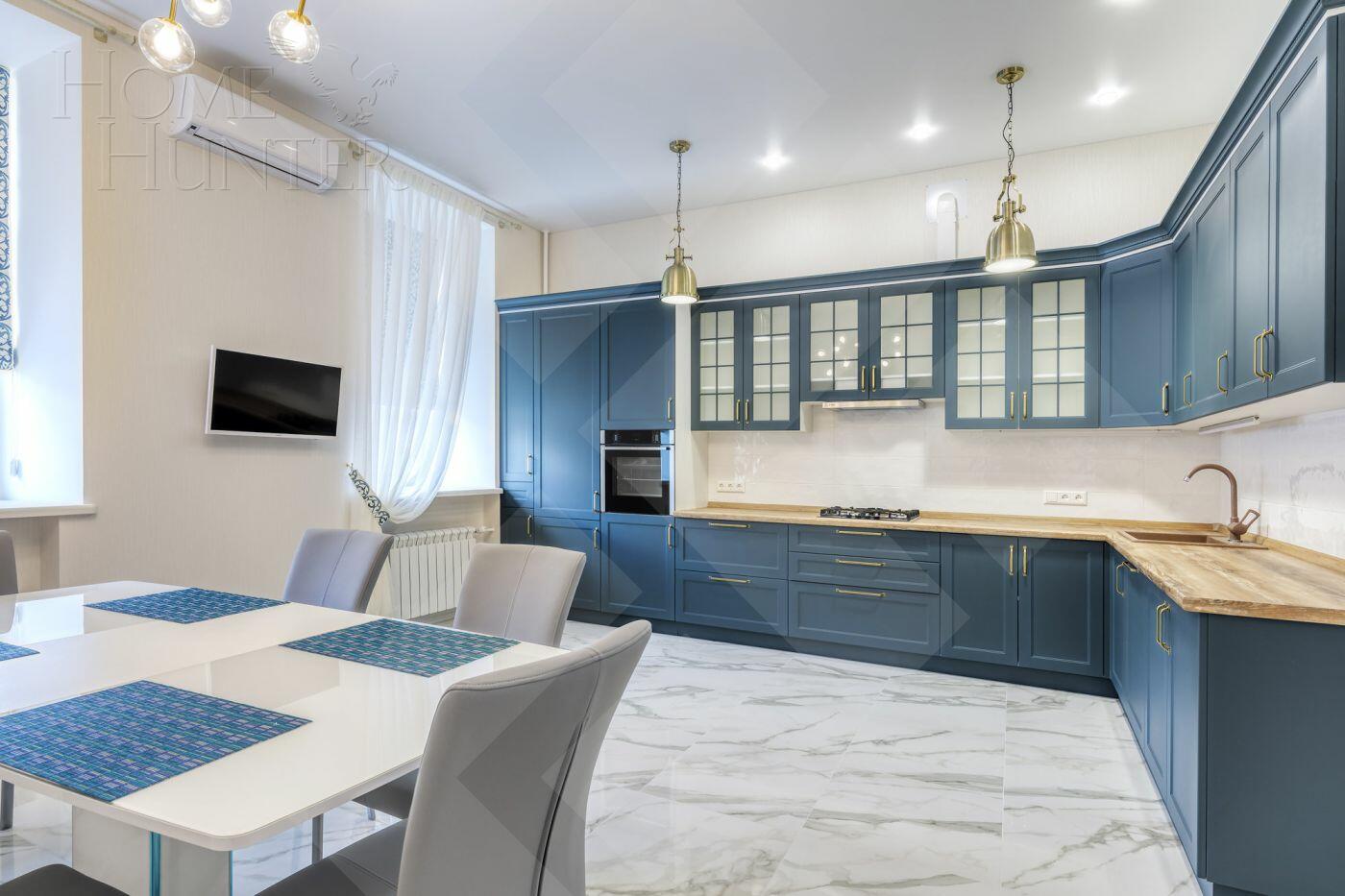 5-КОМН. КВАРТИРА С ОТДЕЛКОЙ 177 М² НА 3 ЭТАЖЕ