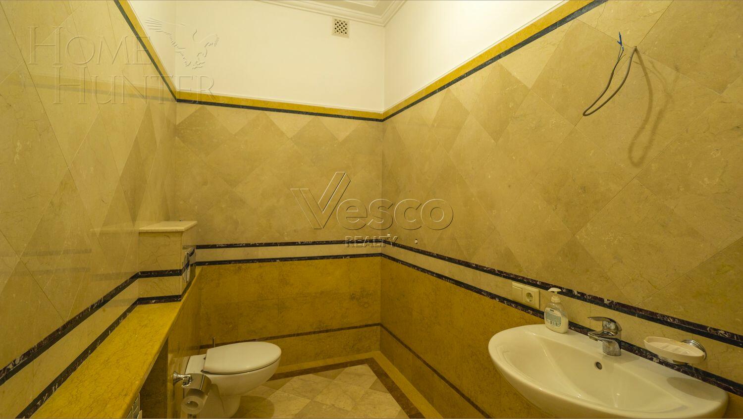 2-этажный коттедж 900 м² с отделкой