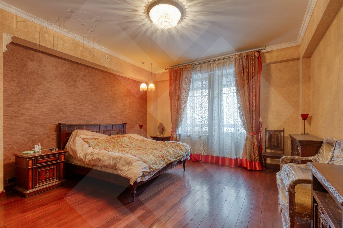 4-КОМН. КВАРТИРА С ОТДЕЛКОЙ 241 М² НА 2 ЭТАЖЕ