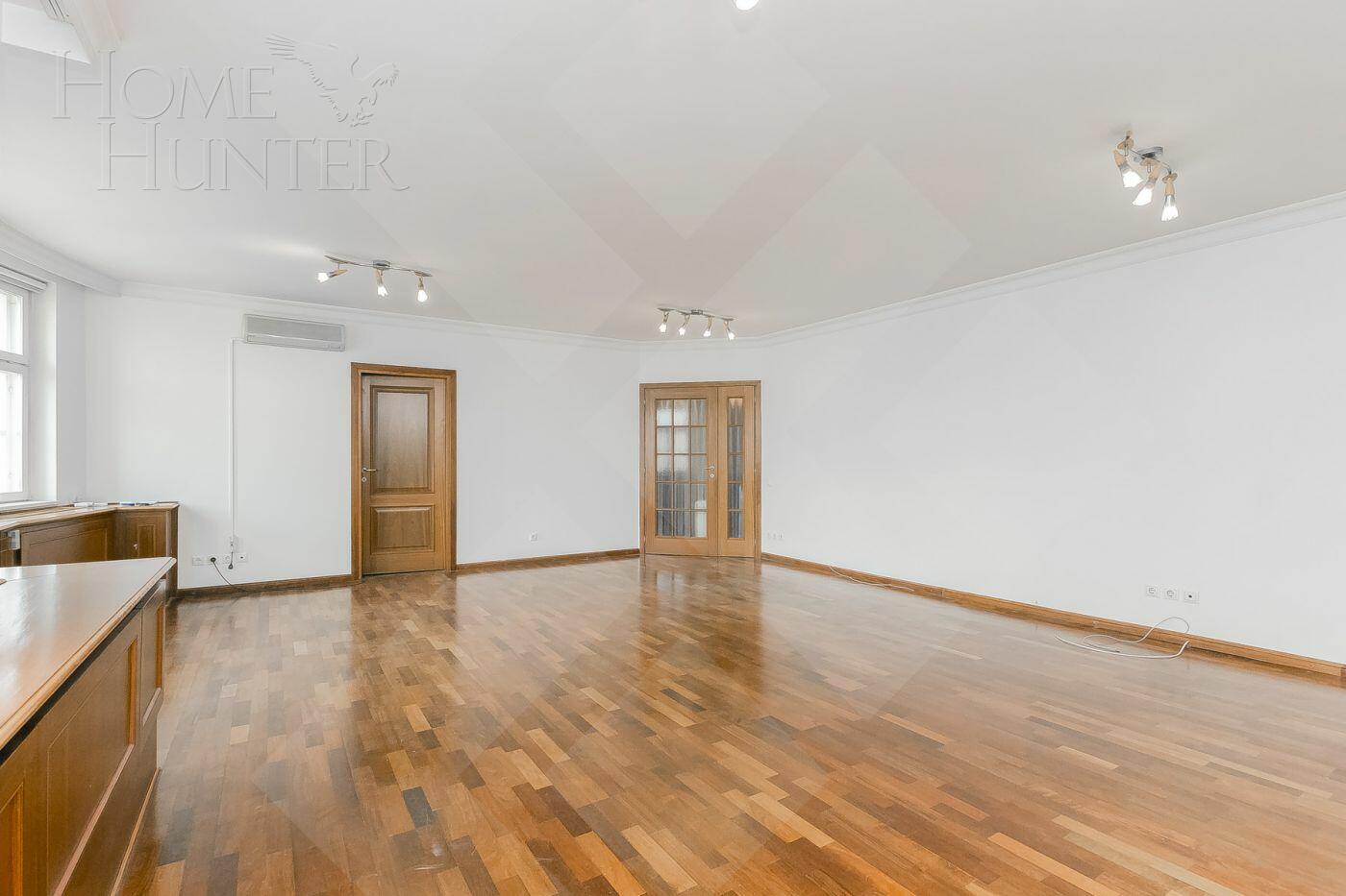 4-КОМН. КВАРТИРА С ОТДЕЛКОЙ 130.3 М² НА 5 ЭТАЖЕ