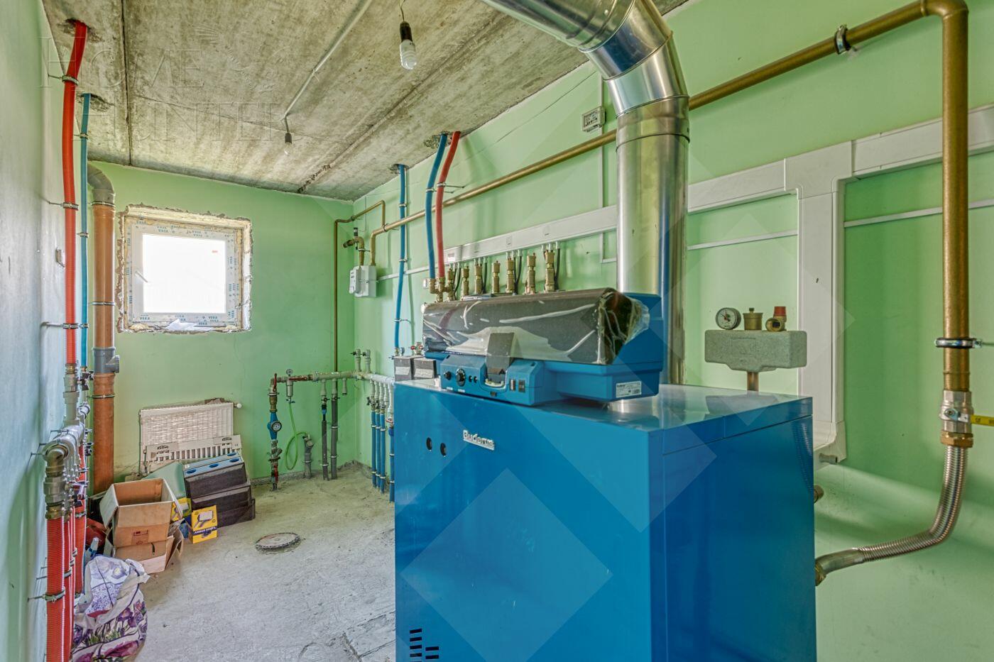 1-этажный коттедж 300 м² без отделки