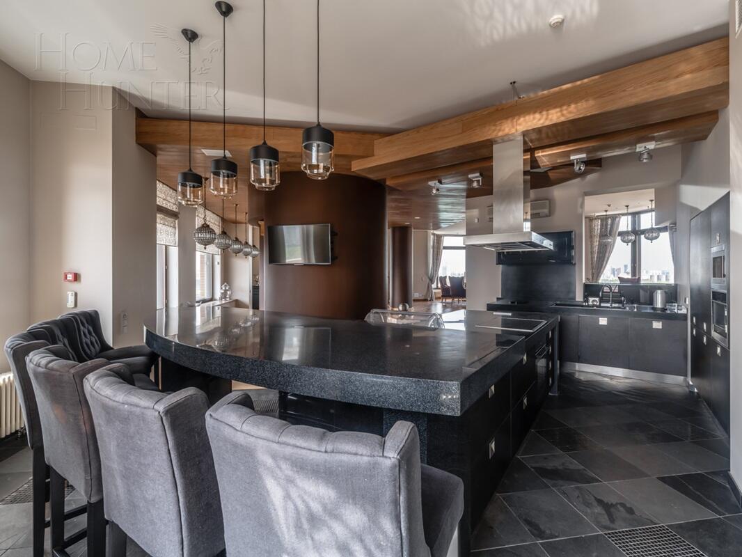 3-УРОВНЕВЫЙ ПЕНТХАУС С ОТДЕЛКОЙ 583 М² НА 19 ЭТАЖЕ