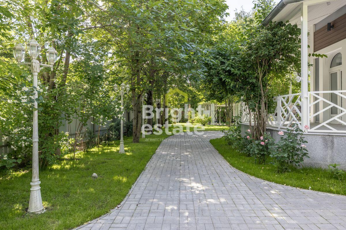 2-этажный коттедж 443 м² с отделкой