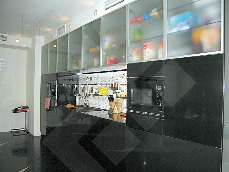 3-КОМН. КВАРТИРА С ОТДЕЛКОЙ 205 М² НА 10 ЭТАЖЕ