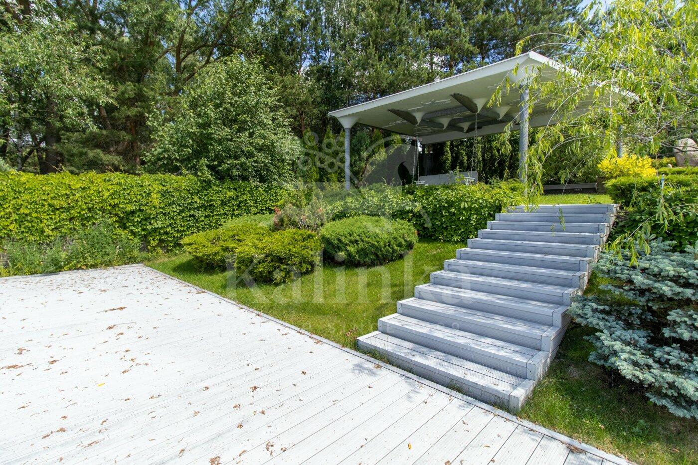 2-этажный коттедж 830 м² с отделкой