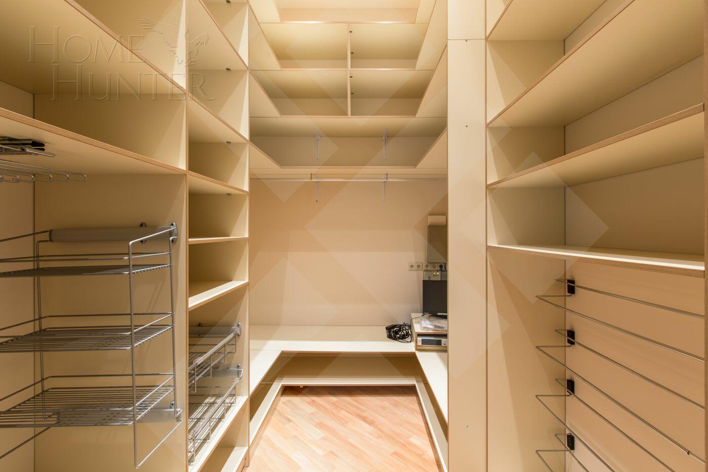 3-КОМН. ПЕНТХАУС С ОТДЕЛКОЙ 262 М² НА 22 ЭТАЖЕ