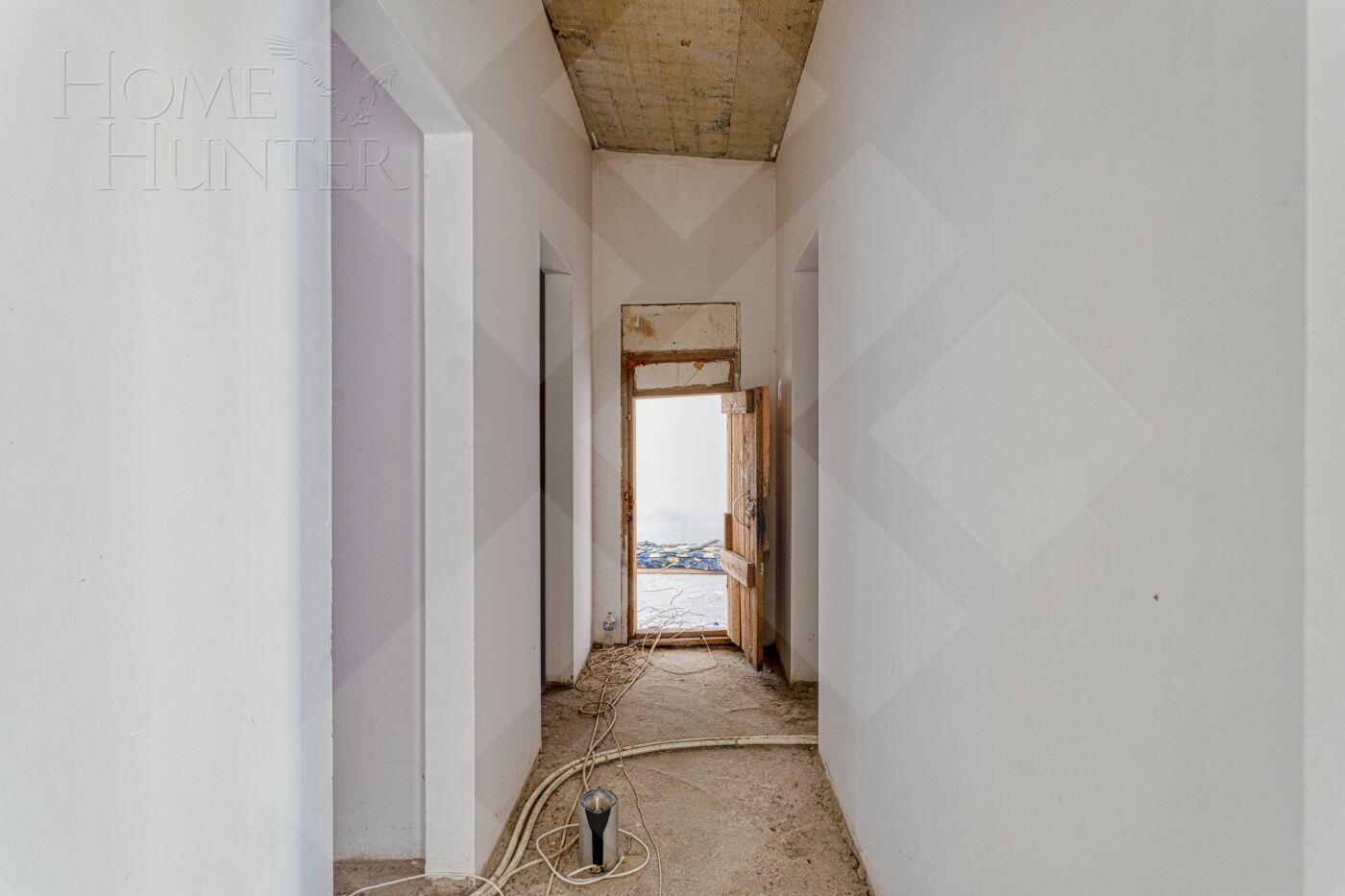 3-этажный коттедж 640 м² без отделки