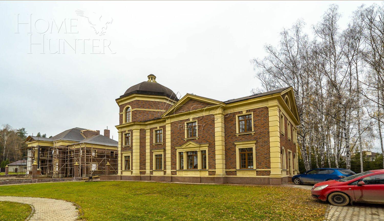 2-этажный коттедж 900 м² с отделкой