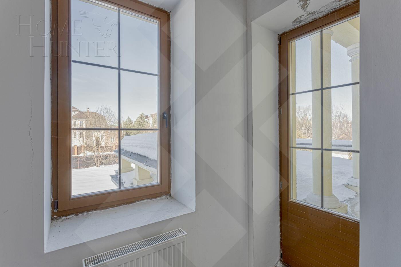 3-этажный коттедж 640 м² без отделки