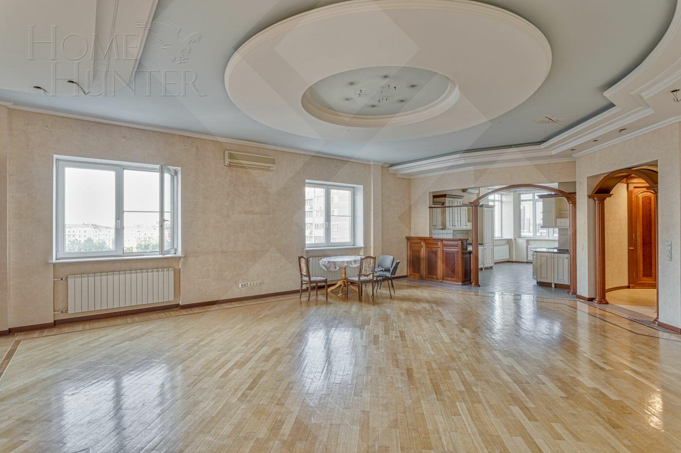 5-КОМН. КВАРТИРА С ОТДЕЛКОЙ 196.1 М² НА 10 ЭТАЖЕ