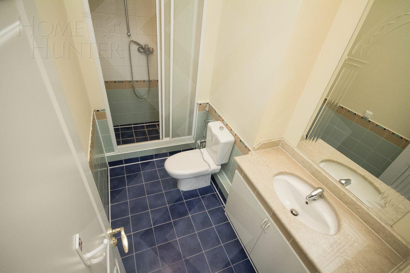 4-УРОВНЕВЫЙ ТАУНХАУС С ОТДЕЛКОЙ 450 М² НА 1 ЭТАЖЕ